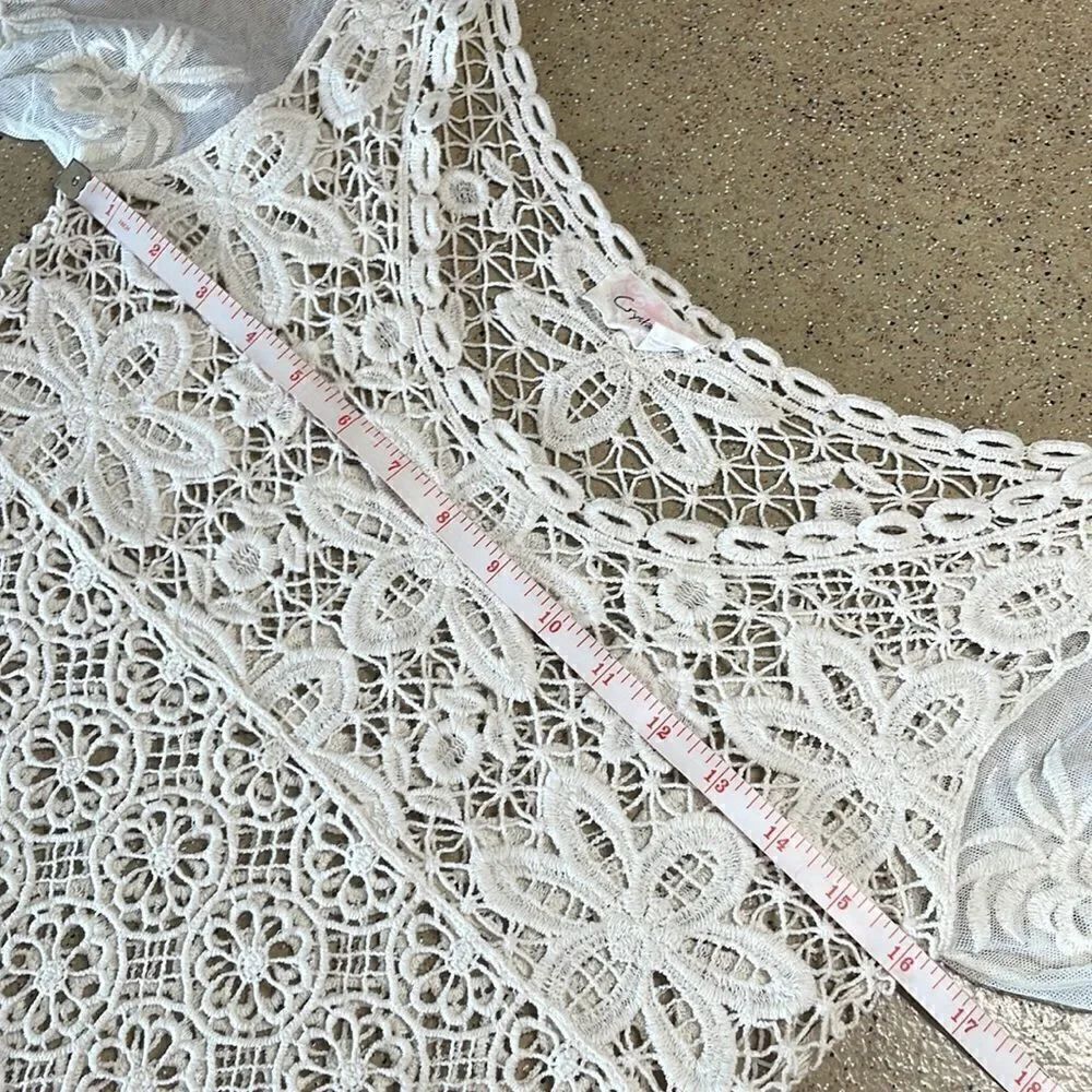 Boho Embroidered Lace & Mesh 3/4 Sleeve Top - Picture 11 of 14